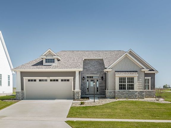 2nd image of 2306 Lovie Ln