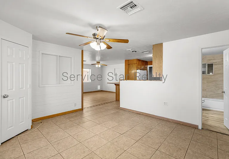 1226 E Purdue Ave #B — Photo 6