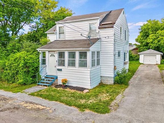 3rd image of 112 Kincaid Ave