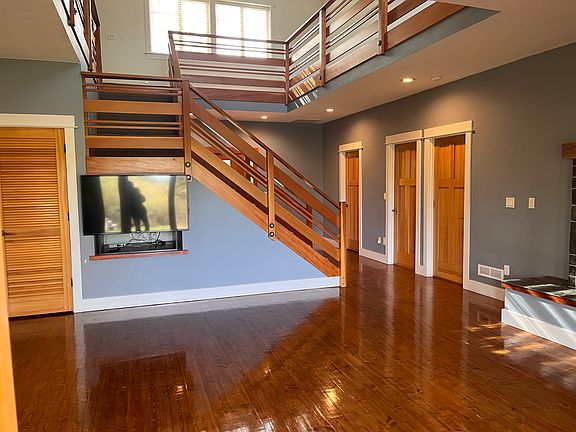 5th image of 55219 Huntington Rd