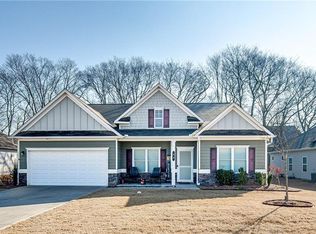 44 Westover Rd SE, Cartersville, GA 30120