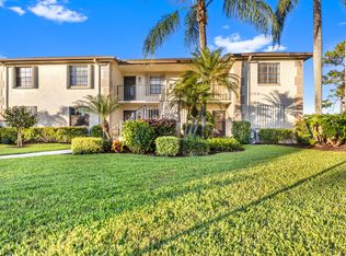 702 Pinecrest Cir APT F, Jupiter, FL 33458