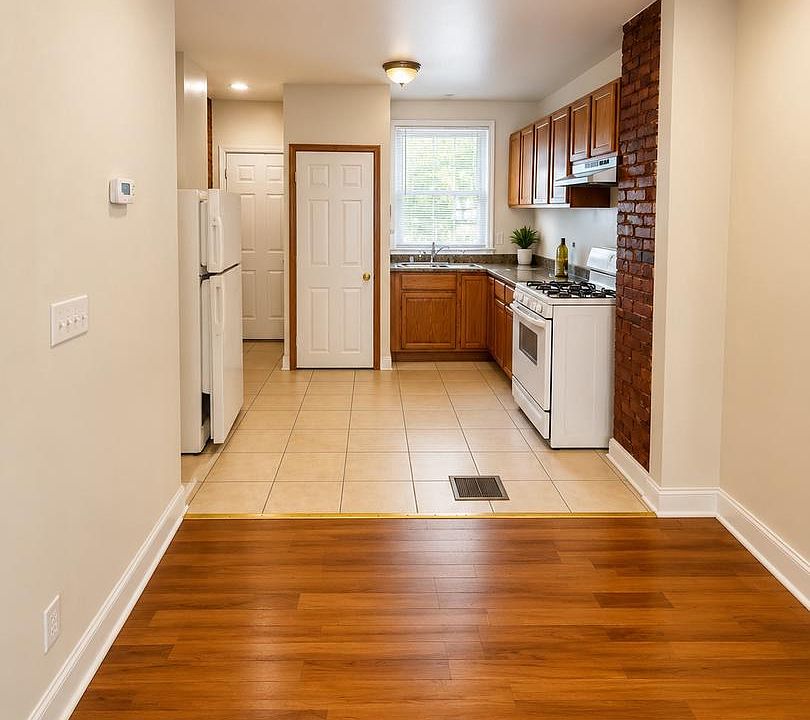 1st image of 444 Furrow St