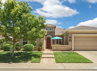 2560 Sugar Creek Ln, Manteca, CA 95336