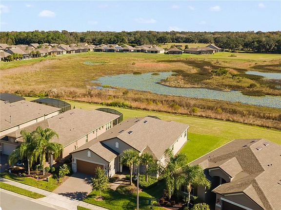 4th image of 572 Cantabria Dr