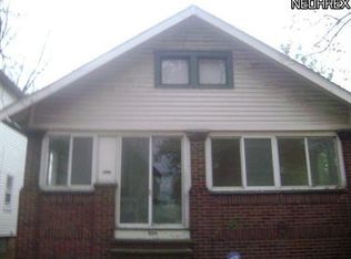 690 E 157th St, Cleveland, OH