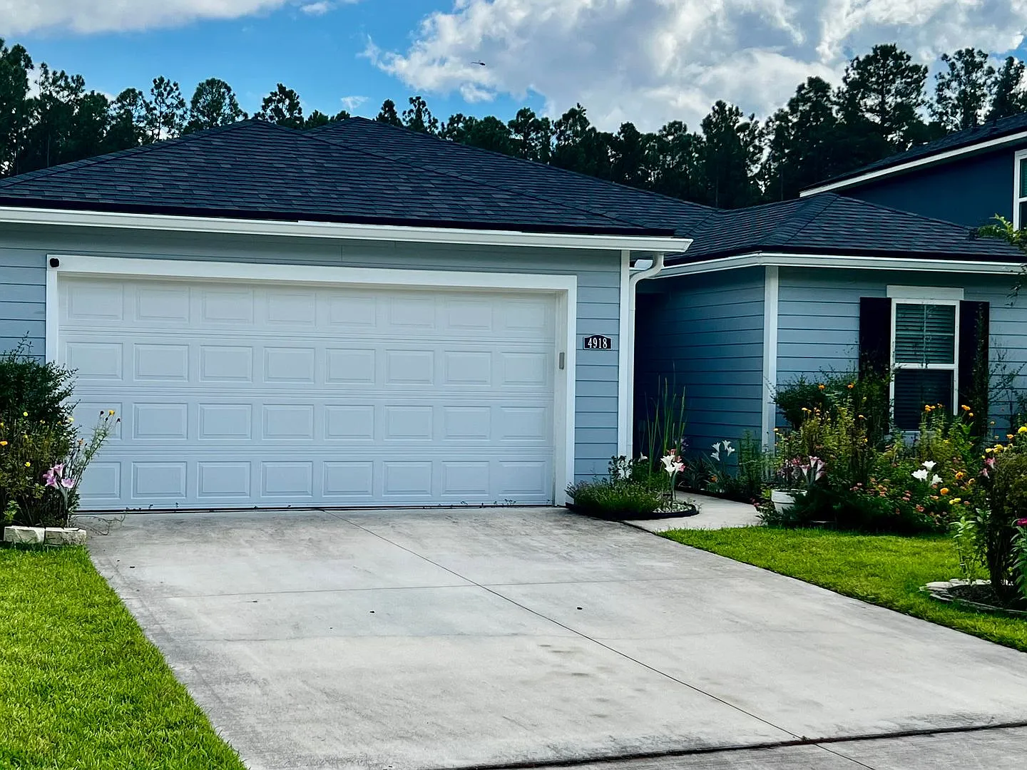 Beautiful 3-Bedroom Home with Pond Views Built in 2023! — Photo 3