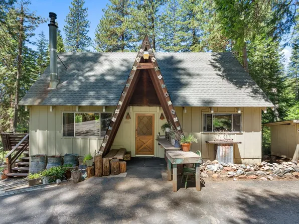 2238 Meadowview Rd, Arnold, CA 95223