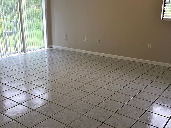 2nd image of 440 Mercury Ave SE APT B