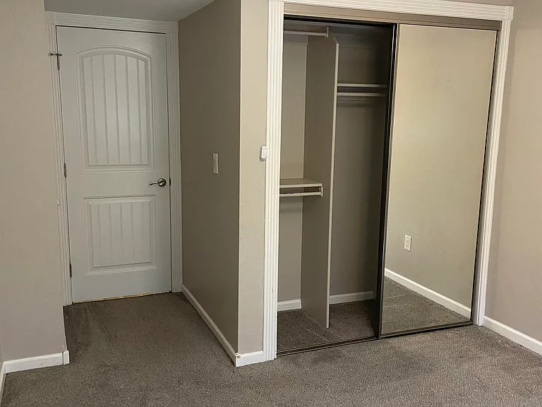 102 W Loma Vista Dr #104 — Photo 13