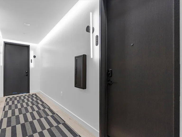 610 Davis St #2503 — Photo 2
