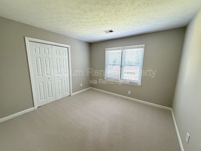 467 Lees Trce SW — Photo 37