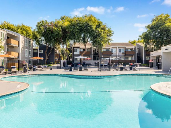 39800 Fremont Blvd APT 413