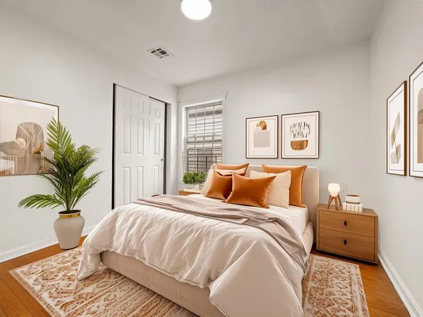 12 Bayview Avenue image 22 of 27