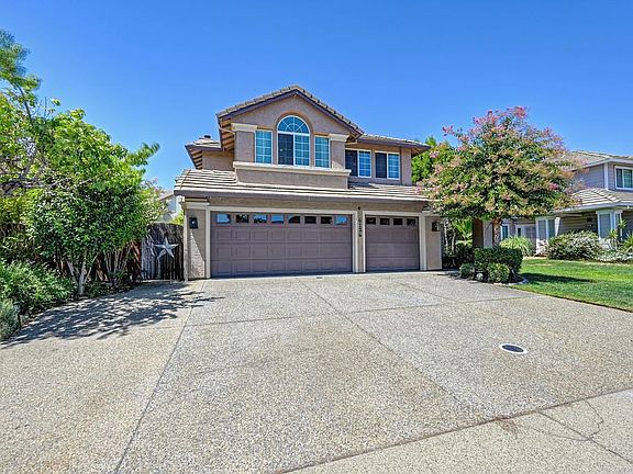 2nd image of 6126 Cameo Dr