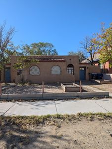 211 Stanford Dr SE, Albuquerque, NM, 87106