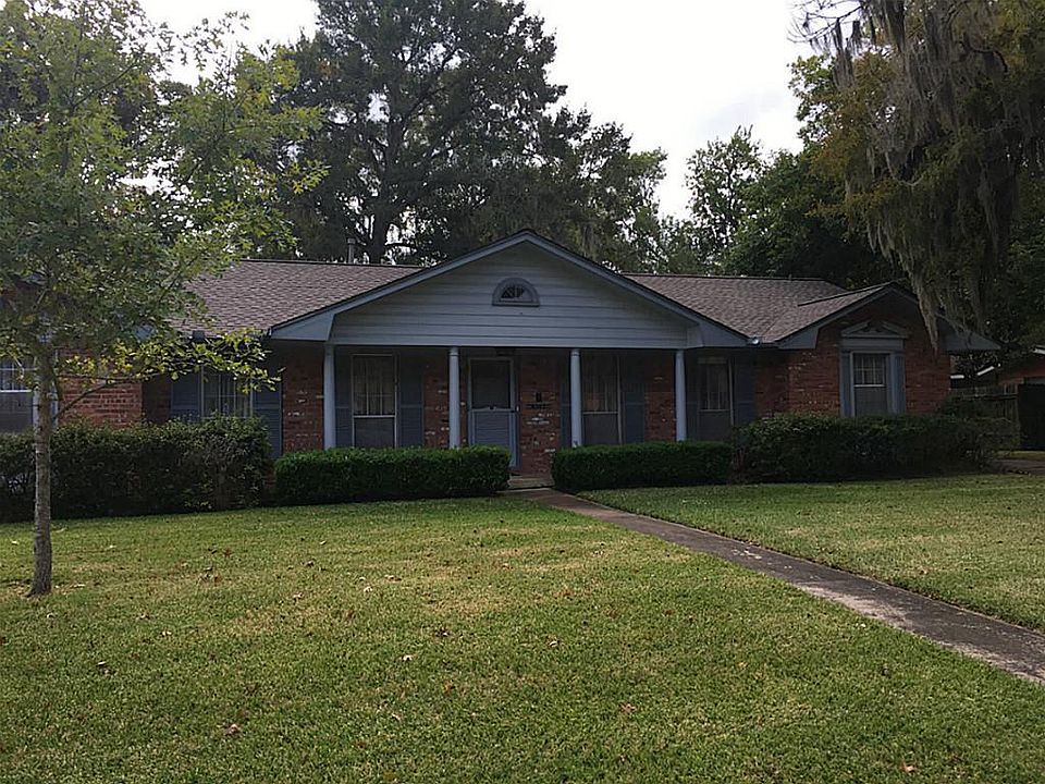 1st image of 108 Daisy St
