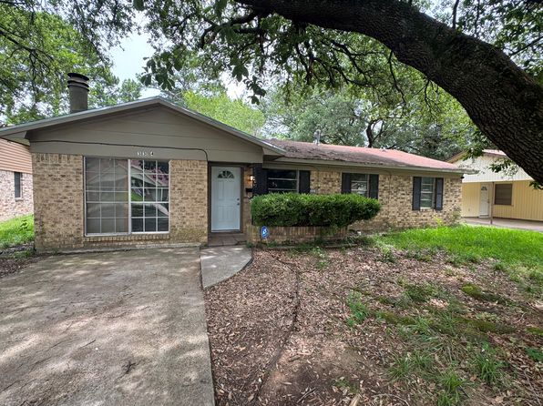 3314 Red Bud Ln