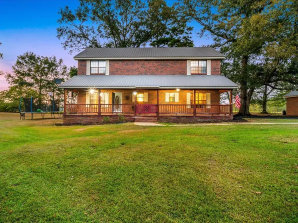 288 T Smith Rd, Hattiesburg, MS 39401