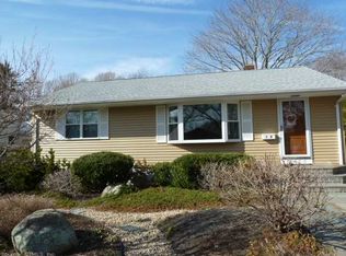 10 Overlook Ave, Mystic, CT 06355