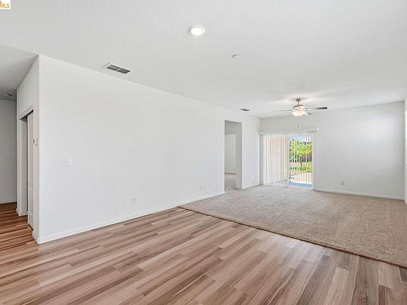5th image of 3350 Seger Way