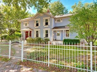 509 N Center St, Naperville, IL 60563