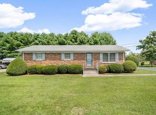 218 Oakland Dr, Sparta, TN 38583