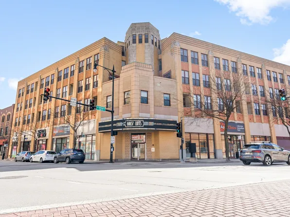 1645 W School St APT 204, Chicago, IL 60657