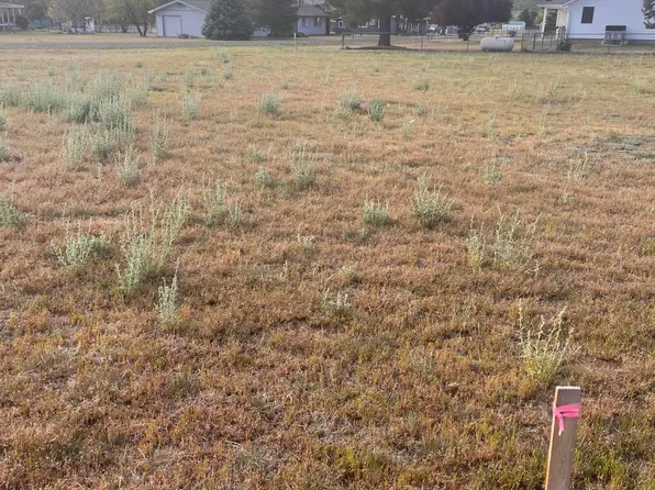 18494 S JOSEPH HODGE Road #5, Peeples Valley, AZ 86332