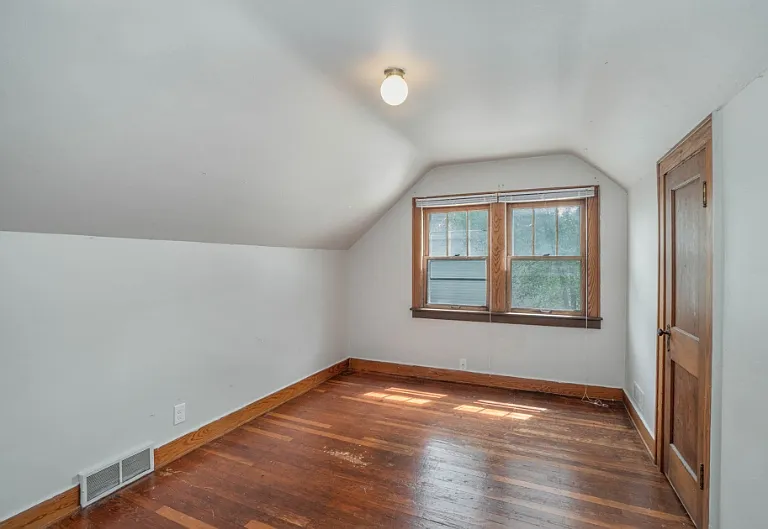 806 S Douglas St — Photo 16