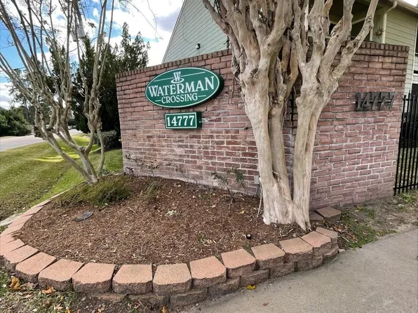 14777 Wunderlich Dr APT 2105, Houston, TX 77069
