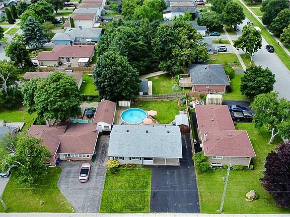 3rd image of 51 Glenwood Dr