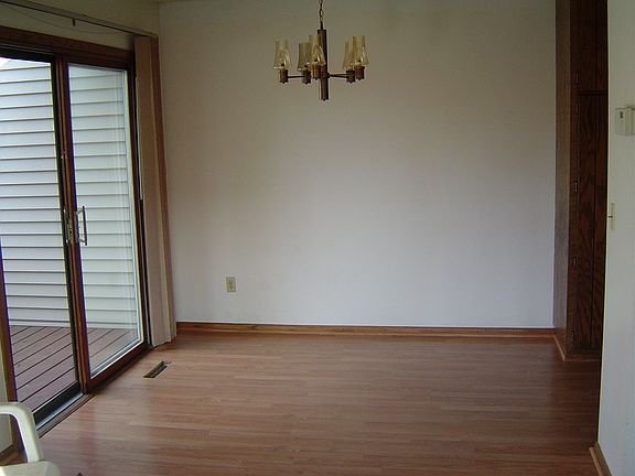 4th image of 5227 84th Ct N