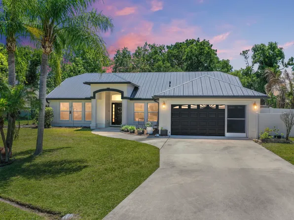 5766 NW Jigsaw Lane, Port St Lucie, FL 34986