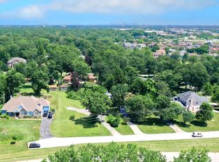 225 N Wood Dale Rd, Addison, IL 60101