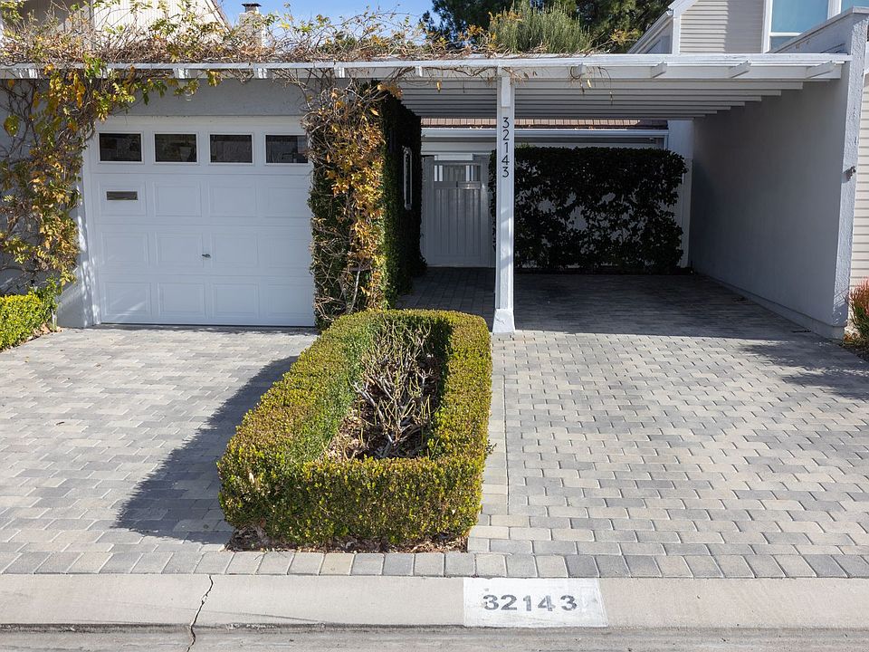 1st image of 32143 Lake Meadow Ln