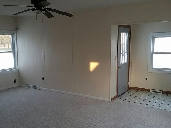 2nd image of 21570 Northland Dr