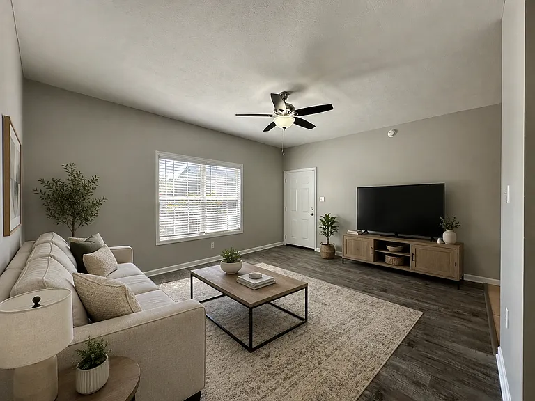 Rand Powell Apartment Homes — Photo 40