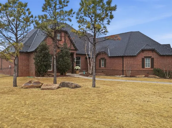 22087 Black Walnut Cir, Edmond, OK 73012