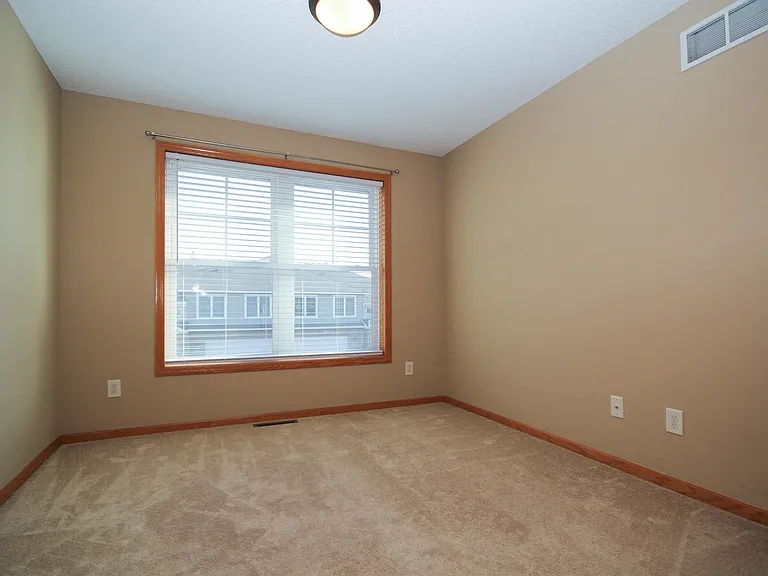 20059 Holt Ave W — Photo 12