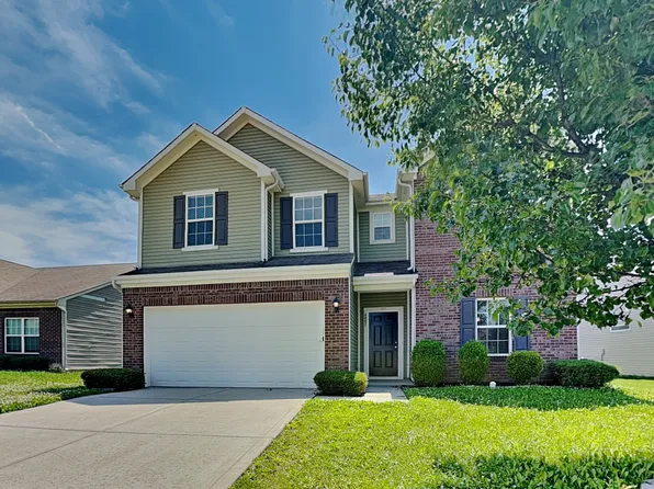 6401 Enclave Blvd, Greenwood, IN 46143