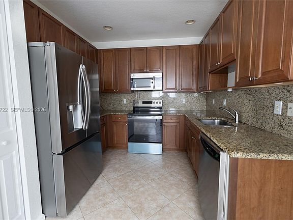 2nd image of 16122 Poppy Seed Cir #1404