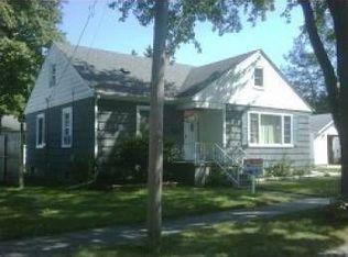 1707 Pulaski St, Bay City, MI 48708