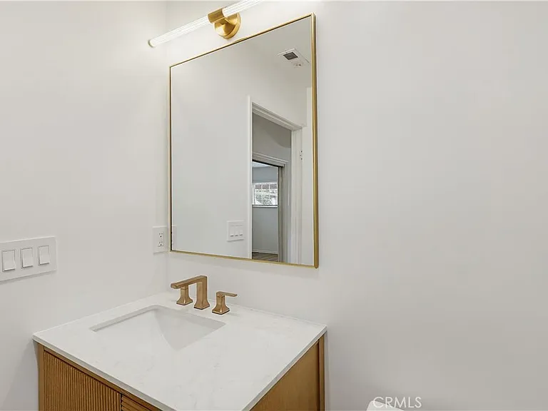 12528 Albers St — Photo 22
