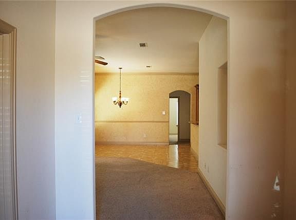 3rd image of 7429 Boulder Creek Dr