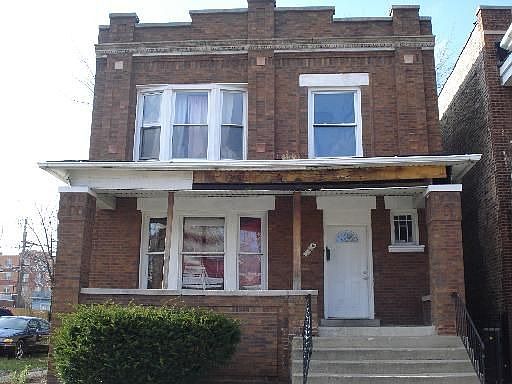 2nd image of 6234 S Rockwell St