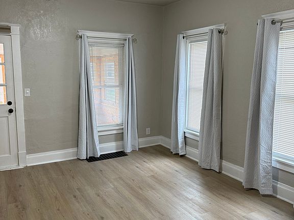 4th image of 649 Mount Vernon St