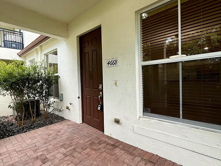 4668 Monarch Way #4668 — Photo 3