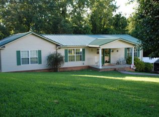 831 Skyline Dr, Harriman, TN 37748