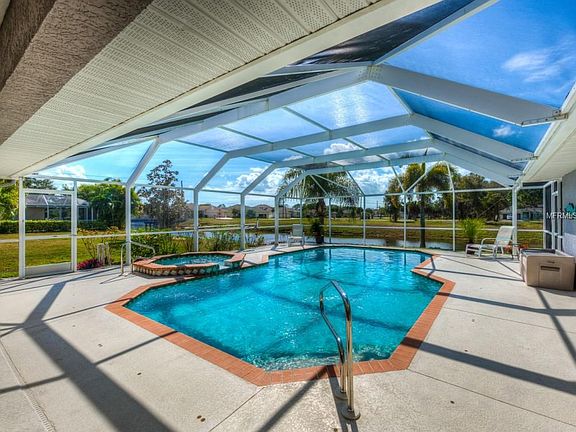 5th image of 6 Pine Valley Ln
